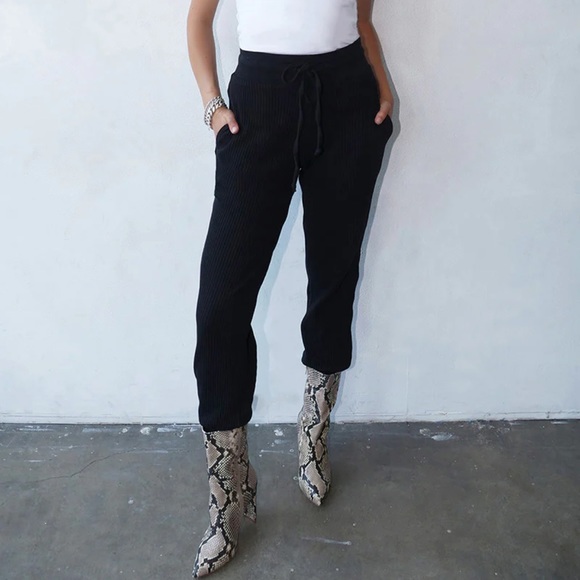 The Range Jumbo Stark Thermal Ruched Joggers - Picture 2 of 9